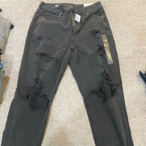 NWT American Eagle Mom jeans never worn